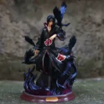 Figurine Uchiha Itachi avec corbeaux (25cm)