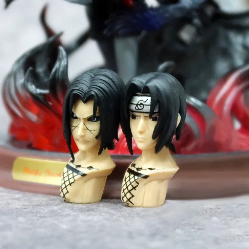 Figurine Uchiha Itachi avec corbeaux (25cm) – Image 4