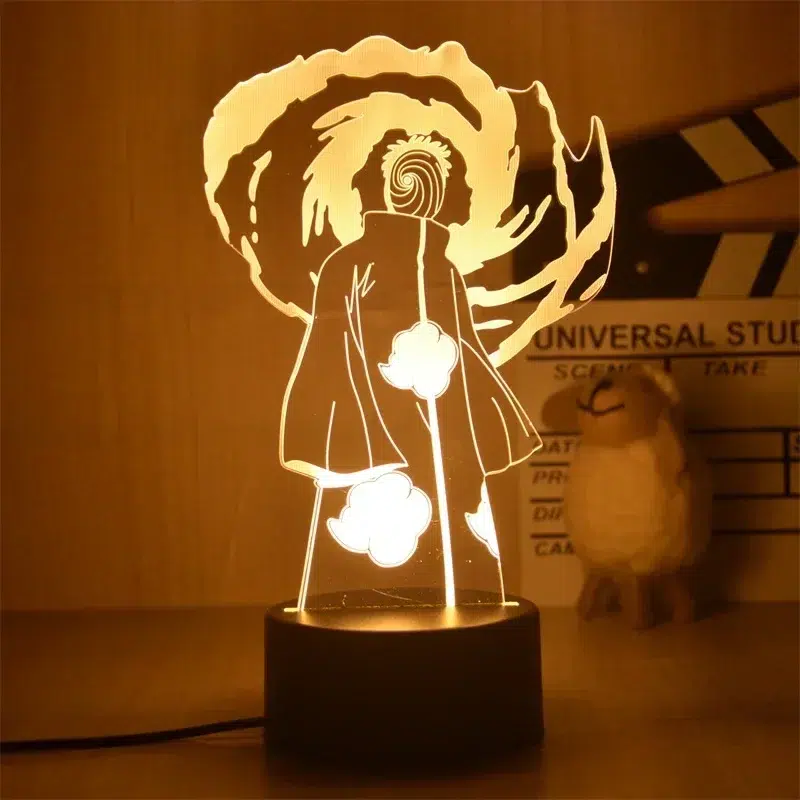 Lampe Naruto Tobi Uchiha en acrylique avec LED