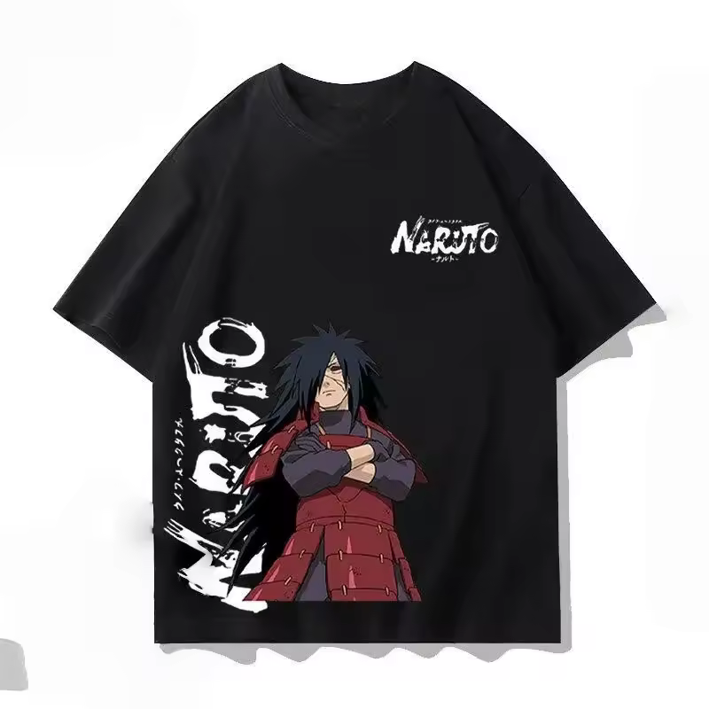 T-shirt noir Uchiwa Madara bras croisés style streetwear anime