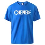 T-shirt One Piece coloris bleu porté